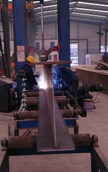 甘肃兰州钢结构厂H型钢组立机